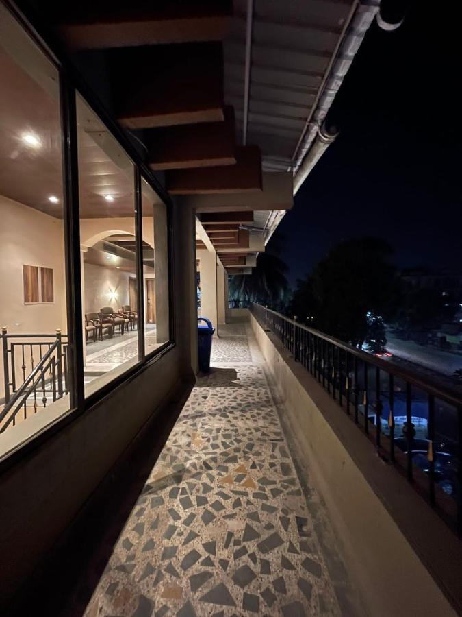 Hotel Vardhan 실바사 외부 사진
