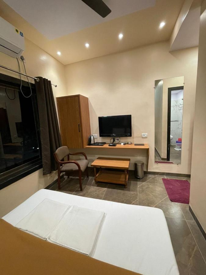 Hotel Vardhan 실바사 외부 사진