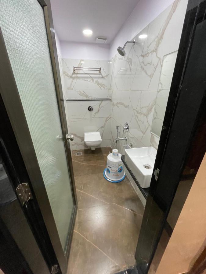 Hotel Vardhan 실바사 외부 사진
